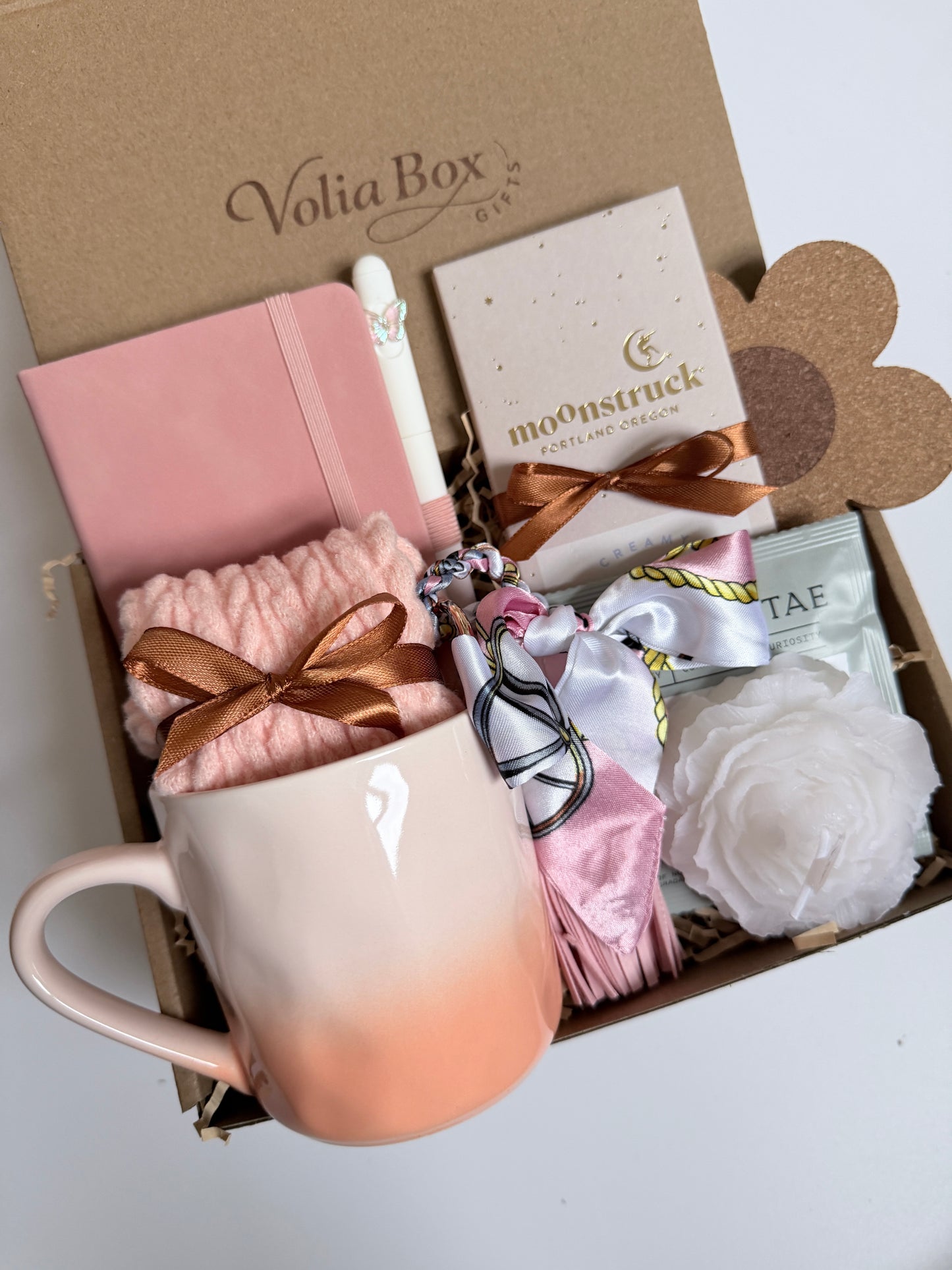 Mother’s Day Gift Box – Self Care & Cozy Essentials Set for Mom