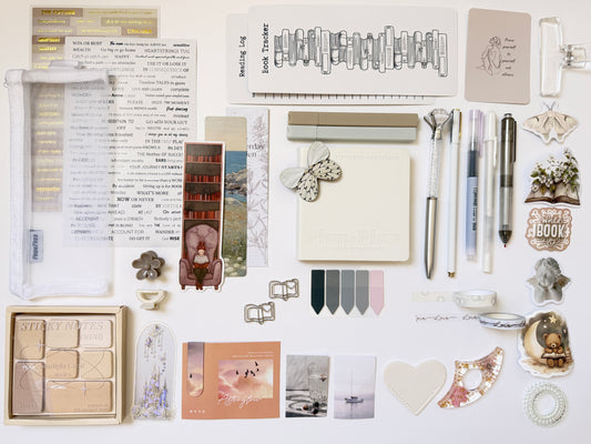 🤍Essential Stationery Gift Box – Notebook, Pen & Desk Essentials Set for Students, Office & Gift Giving inWhite